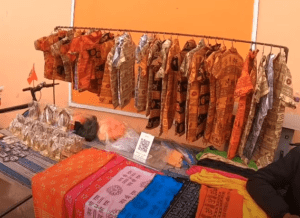 A perfect way to connect with the local culture and take home a piece of Ayodhya's fashion heritage.